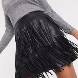 H&M Faux Leather Fringe Mini | S 8 (fits like 4)